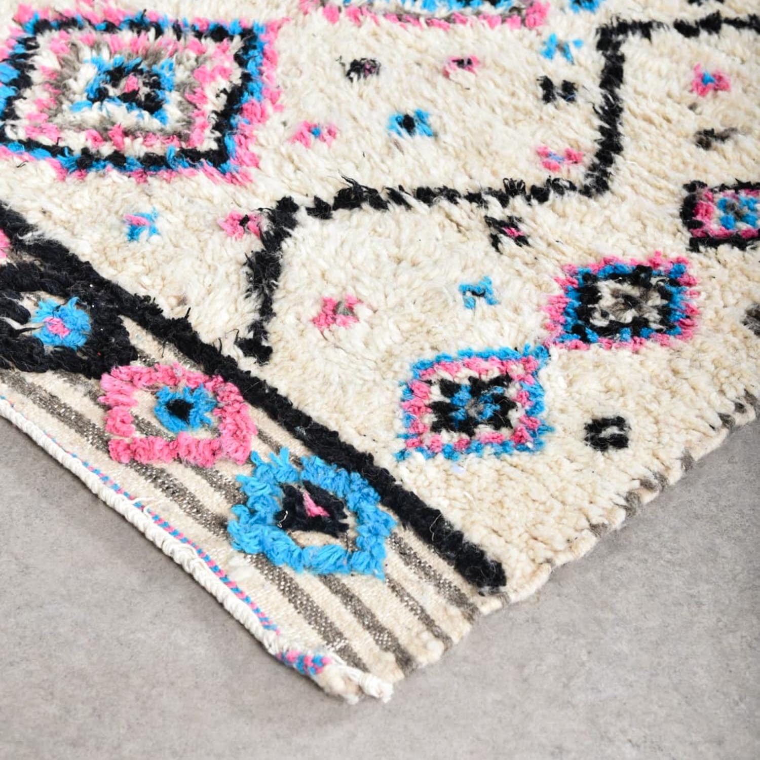 Azilal Rug with blue pink and orange geometric patterns - Image 2