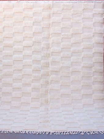 Creamy white Bni Mrirt Moroccan checkered rug