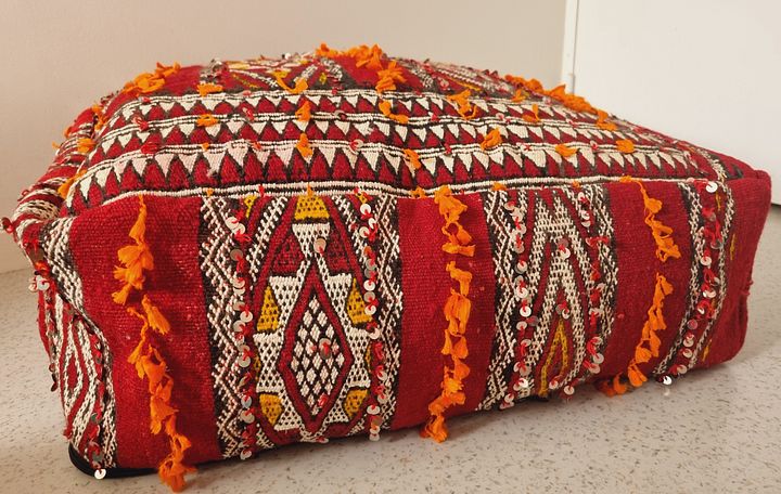 Handmade Moroccan Vintage Rug Kilim Pouf